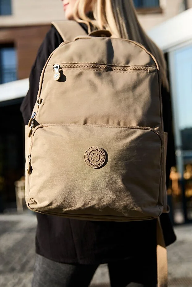 Sanmorris 3060 Unisex Suya Dayanıklı Orta Boy Krinkıl Kumaş Çok Gözlü  Laptop Okul Ve Seyahat Sırt Çantası BEJ — görsel 3